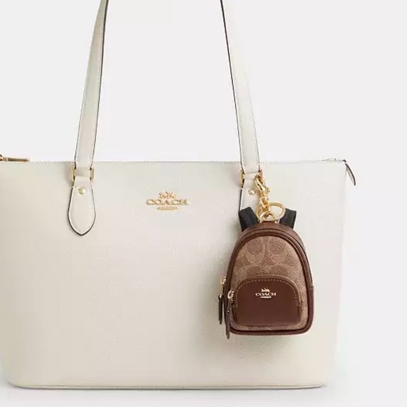 Coach Signature print Mini court Backpack, Bag charm Keychain. NWT. Authentic - Picture 12 of 12